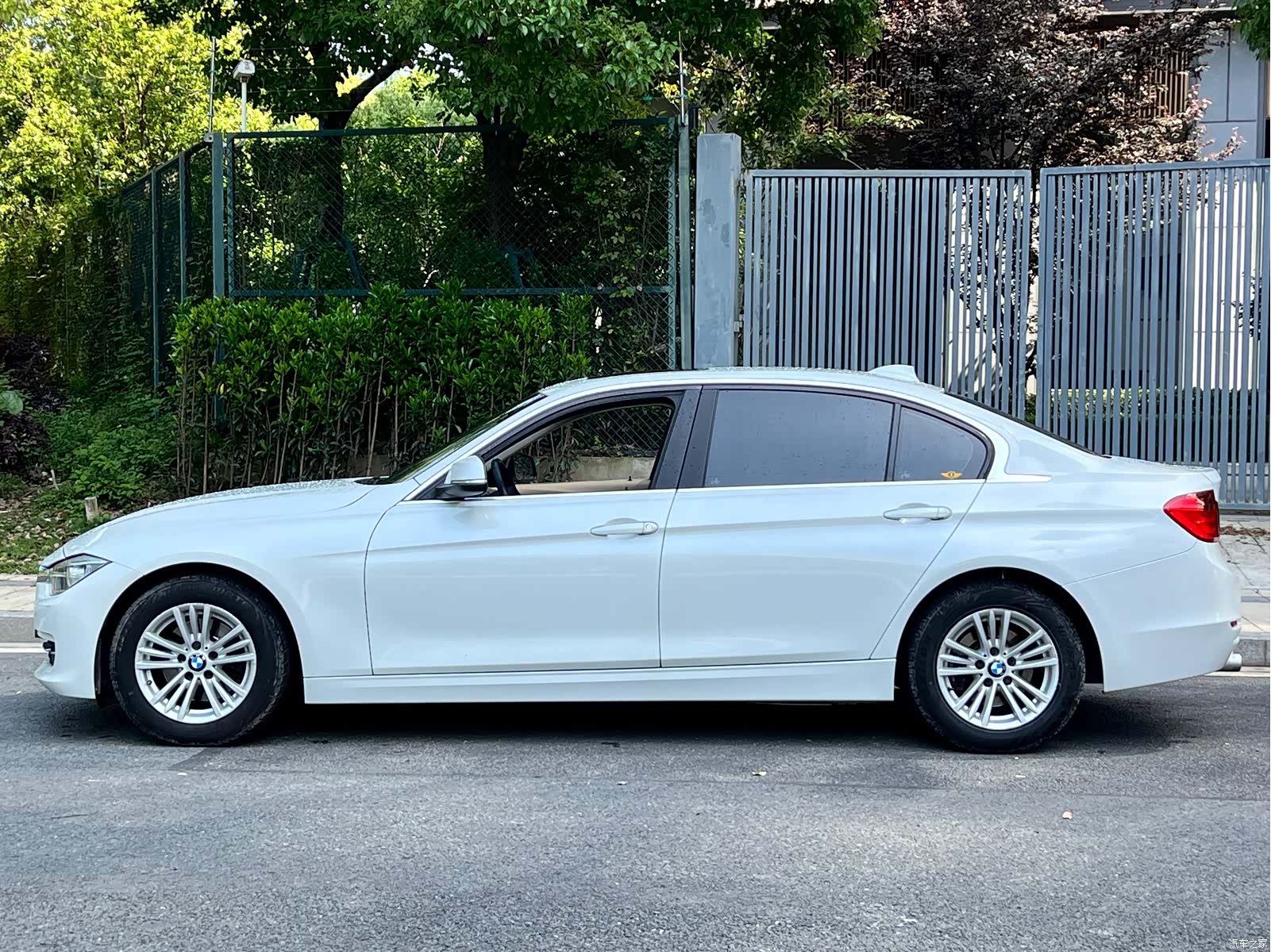 BMW 3 Series, 2015 8