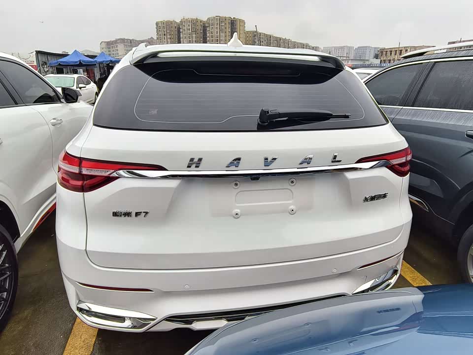 Haval F7