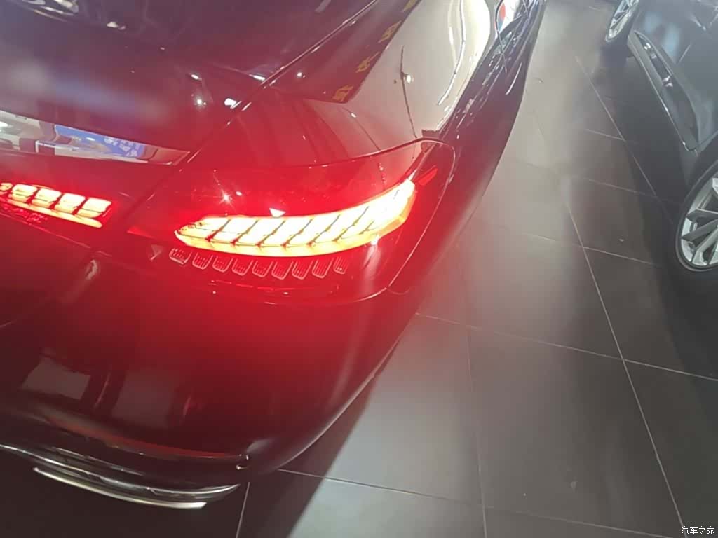 Mercedes-Benz E-Class, 2023 8
