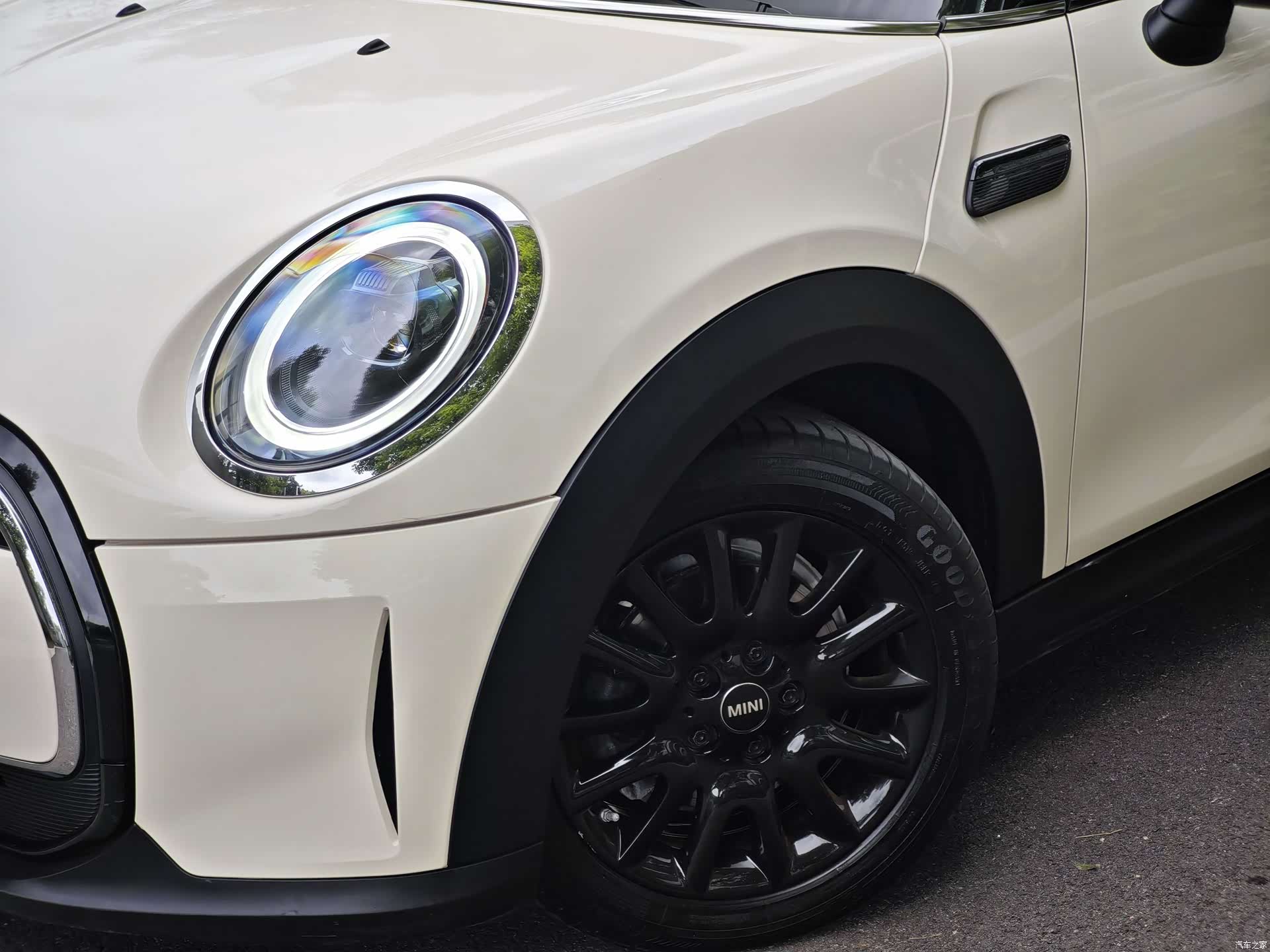 Mini ONE, 2023 4