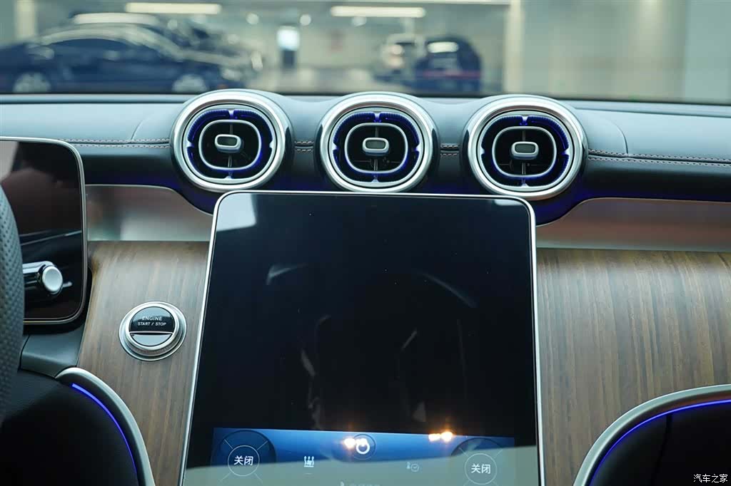 Mercedes-Benz GLC, 2026 17