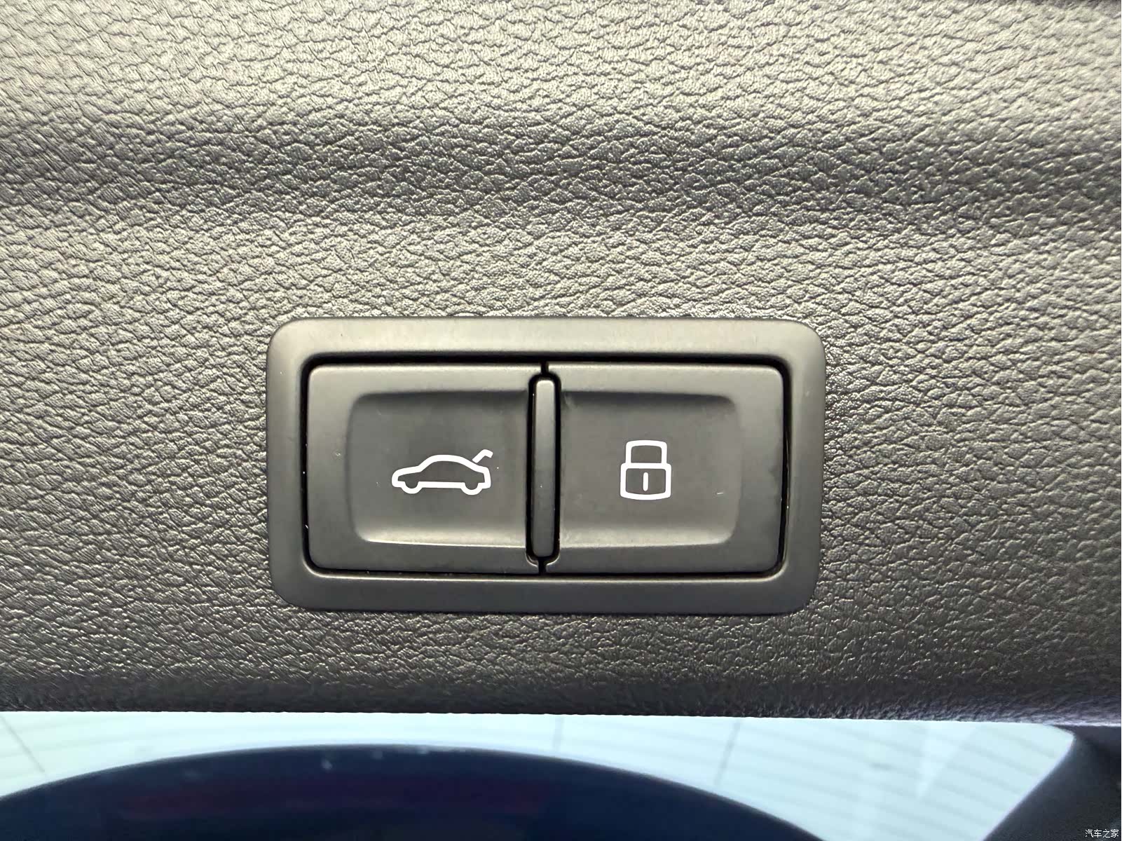 Audi Q3, 2023 25