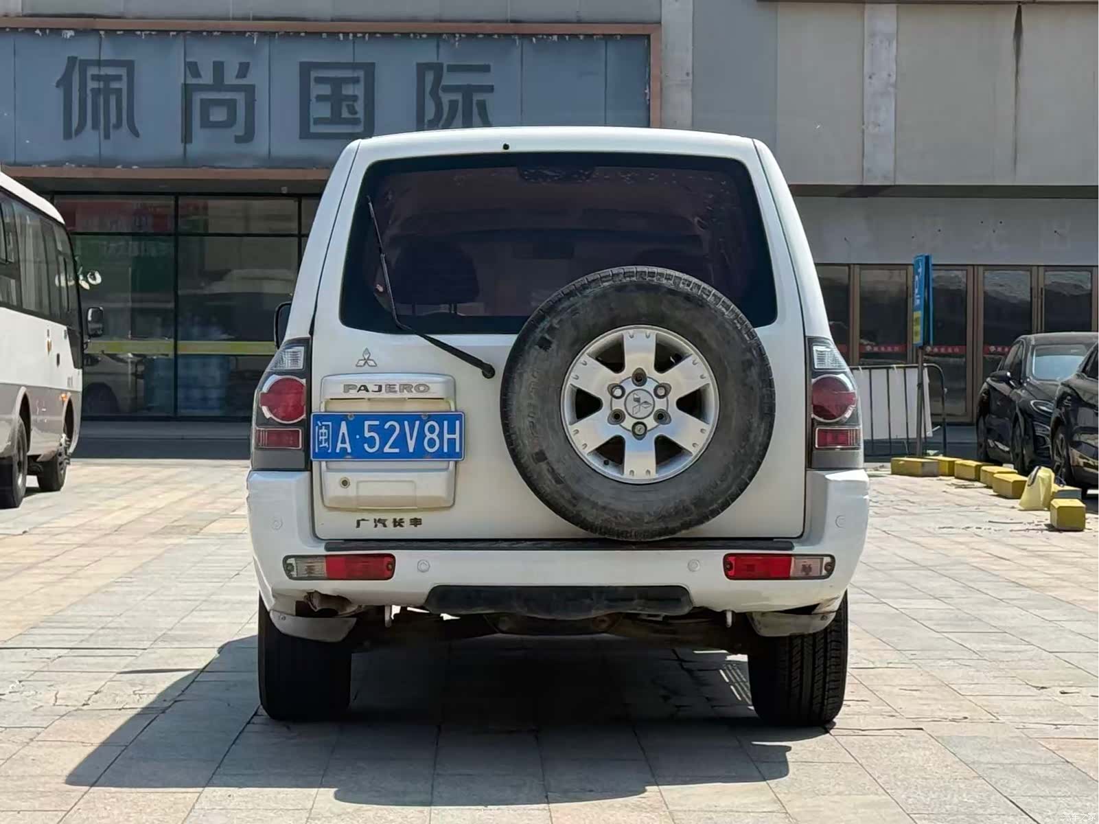 Mitsubishi Pajero, 2013 11