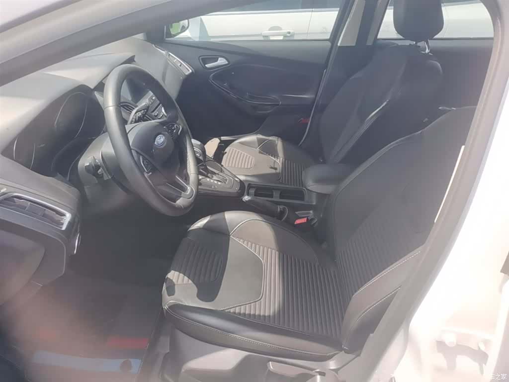Ford Focus, 2018 15