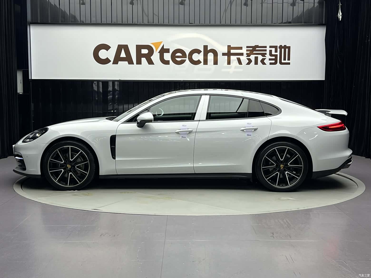 Porsche Panamera, 2020 4