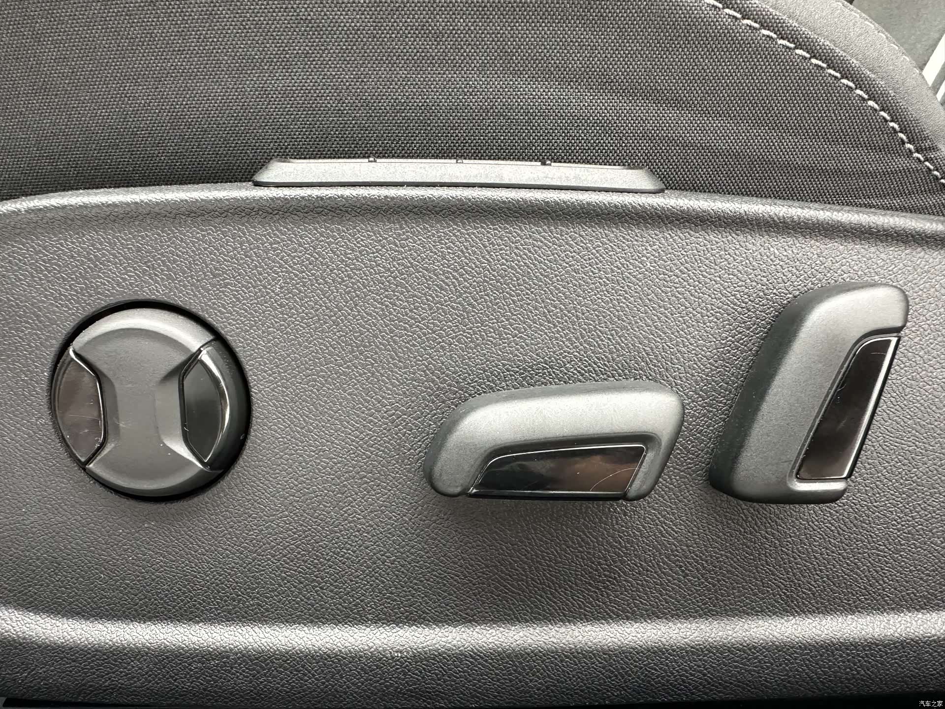 Volkswagen Golf, 2023 13
