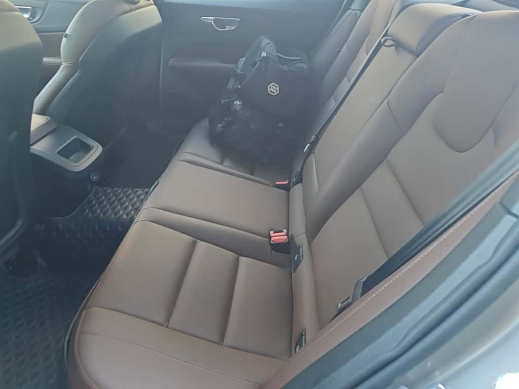 Volvo S60, 2022 17