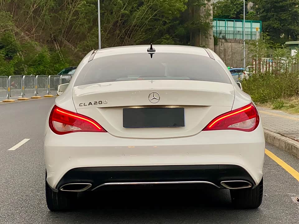 Mercedes-Benz CLA
