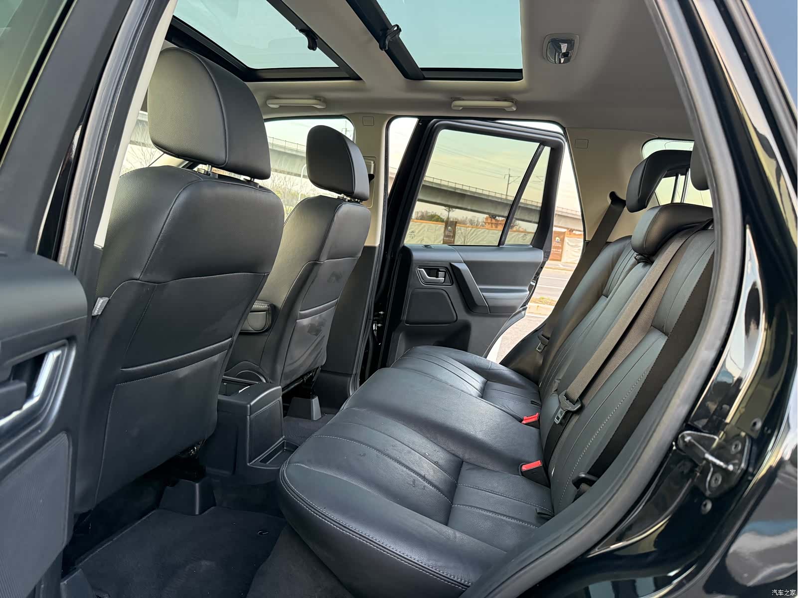 Land Rover Si4, 2013 11