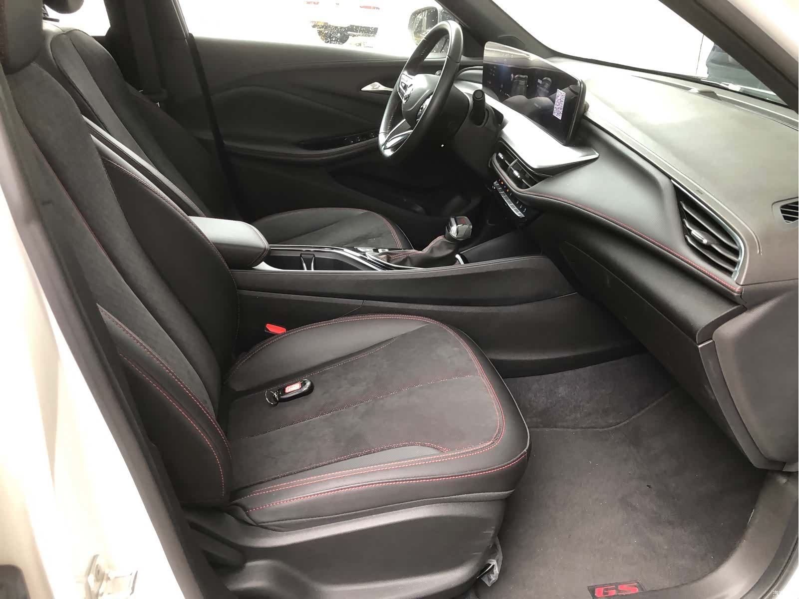 Buick Verano, 2024 9