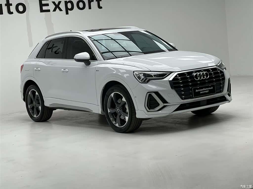 Audi Q3, 2022 3