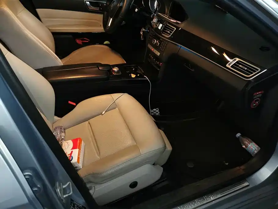Mercedes-Benz E-class Mercedes-Benz E-class