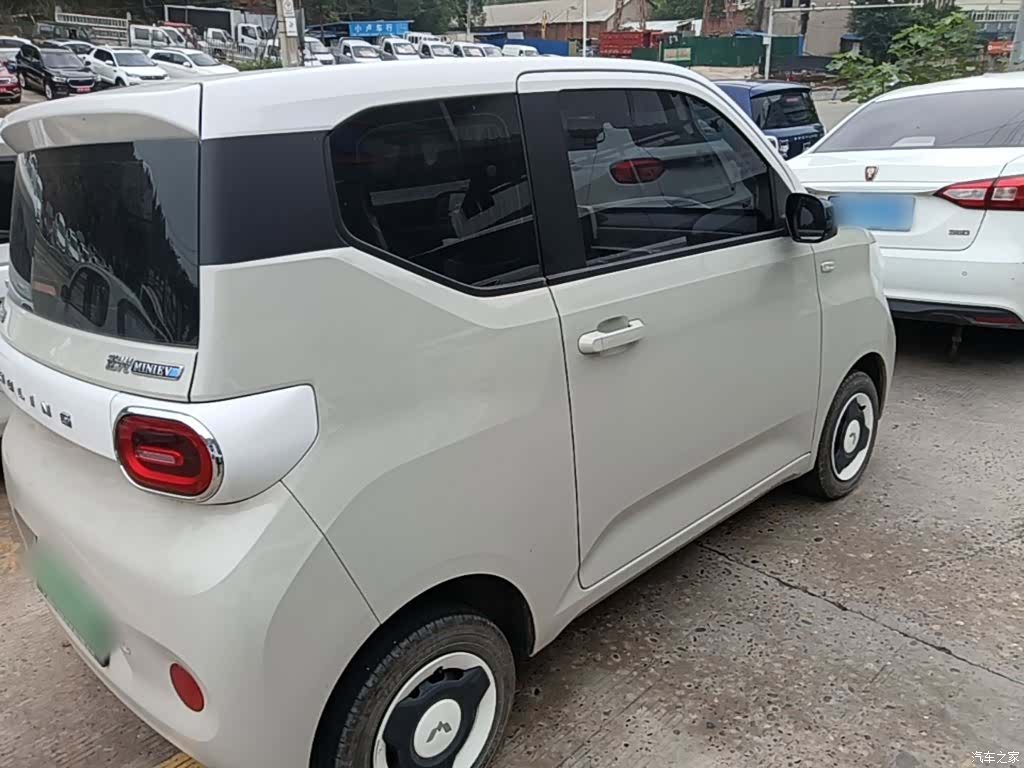 Wuling MINIEV, 2024 7