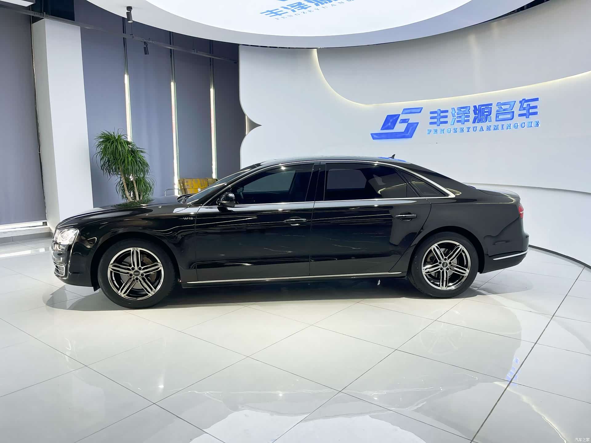 Audi A8L, 2016 4