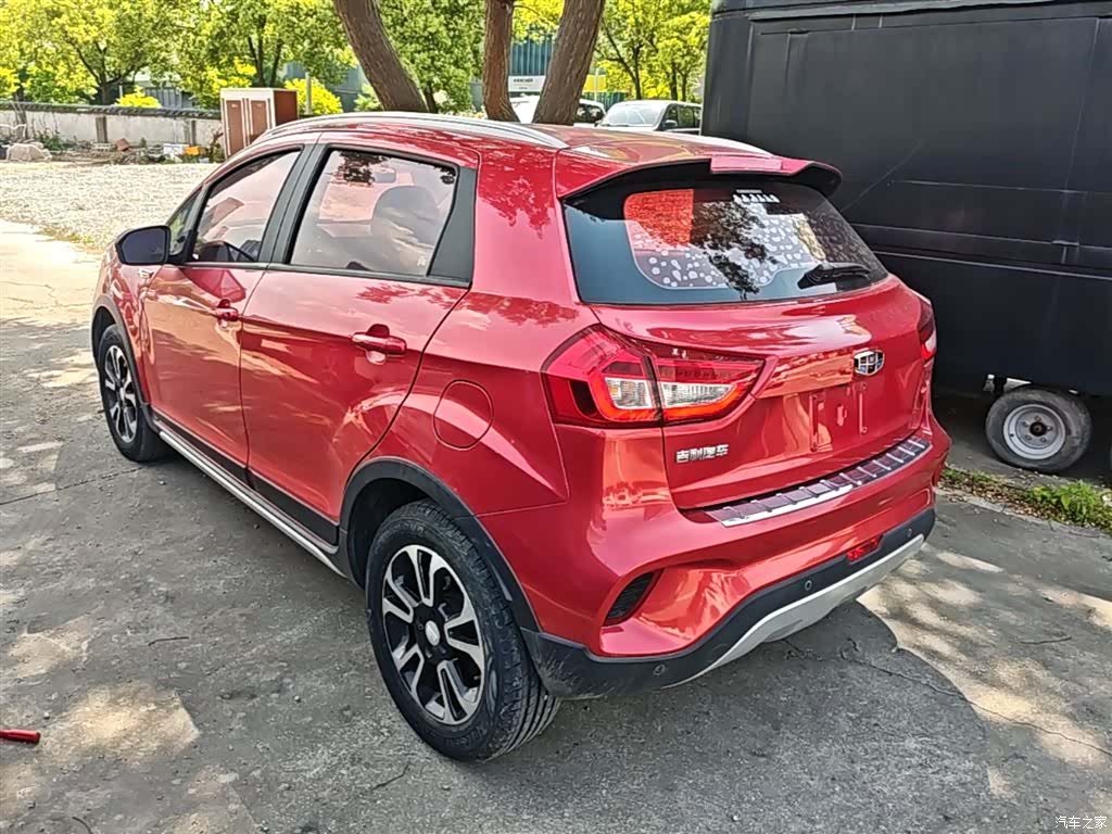 Geely X3, 2019 все фото