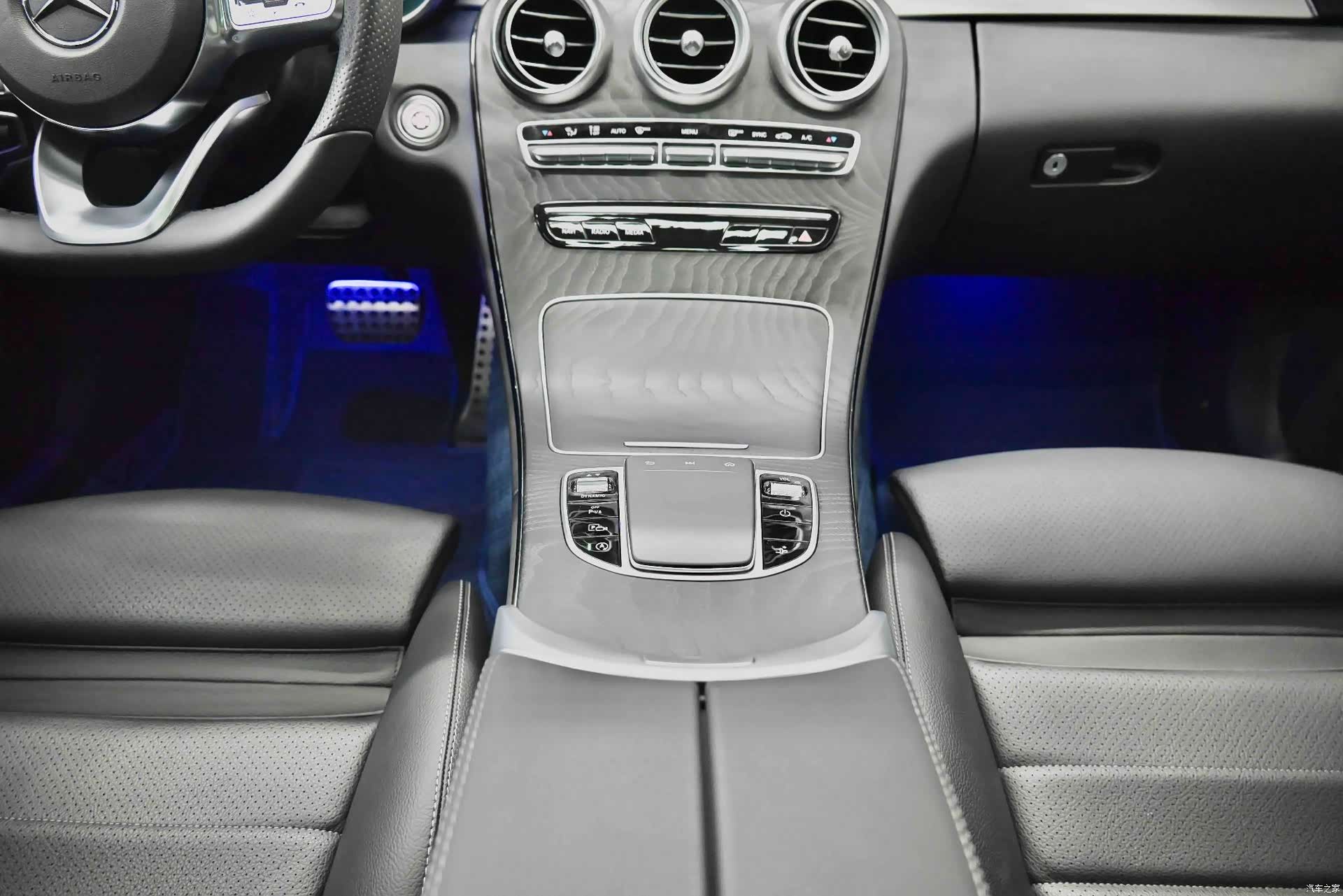 Mercedes-Benz C-Class, 2022 4