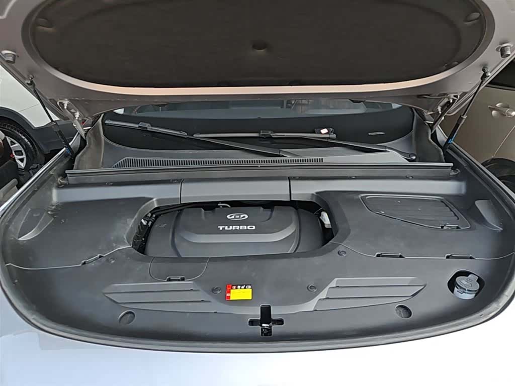 Wuling RS-5, 2019 20