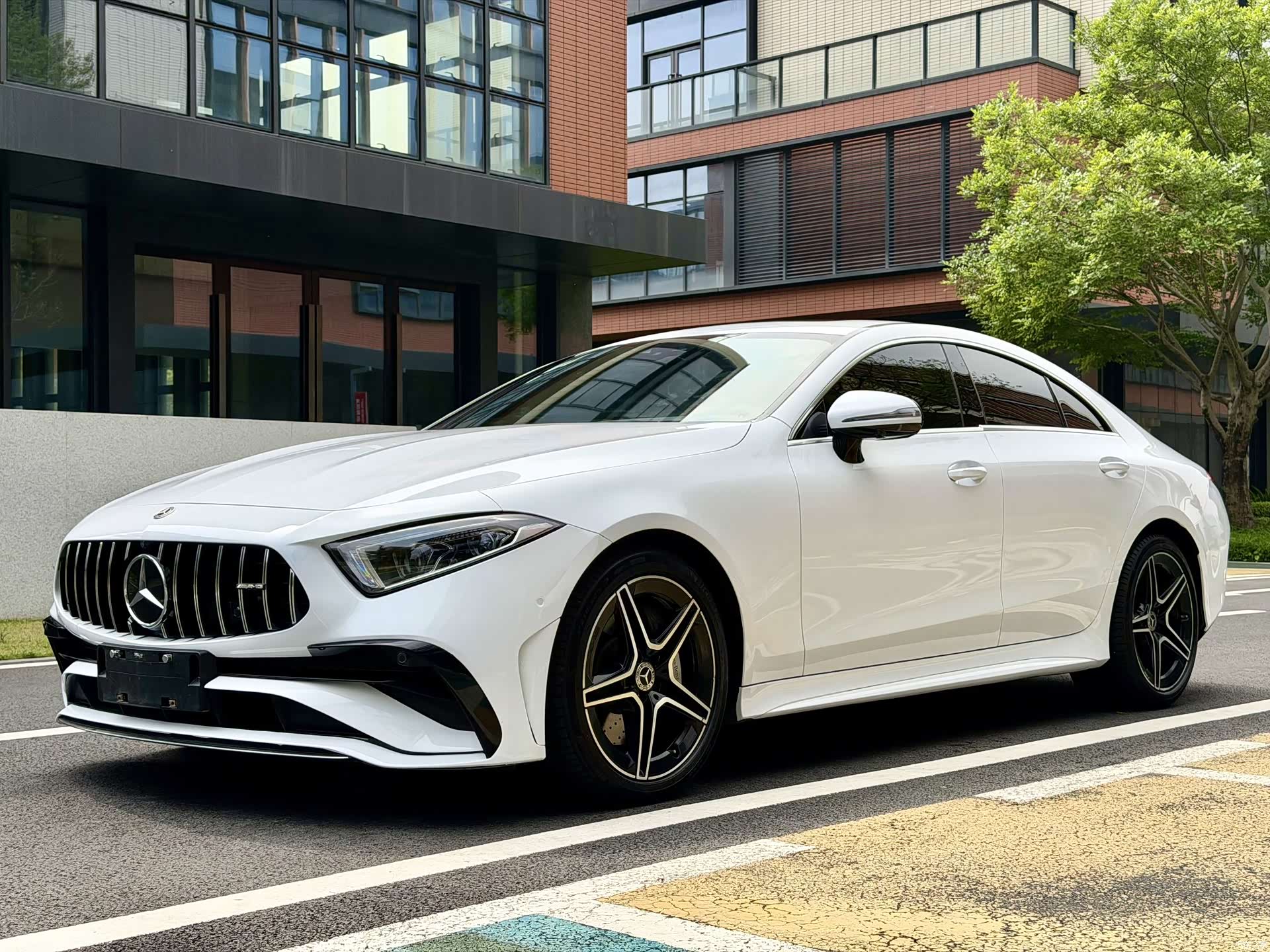 Mercedes-Benz CLS