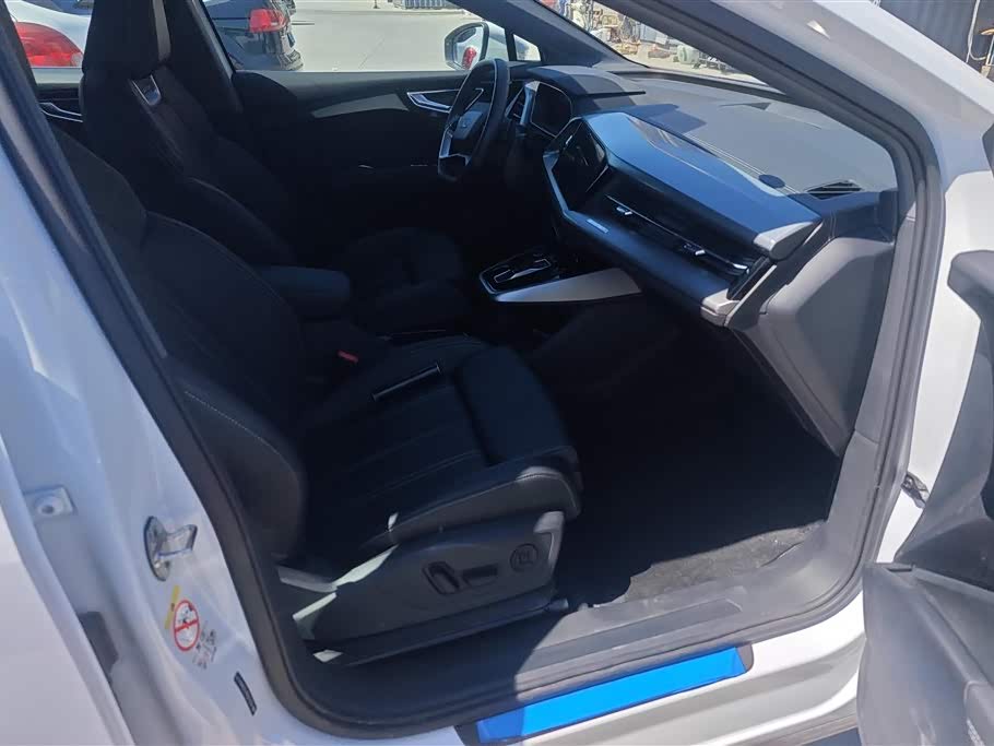 Audi Q4
