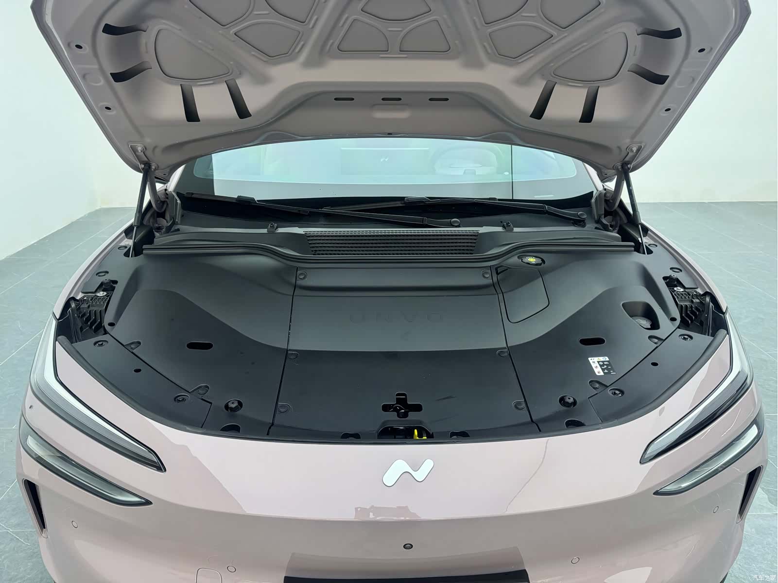 NIO L60, 2025 4