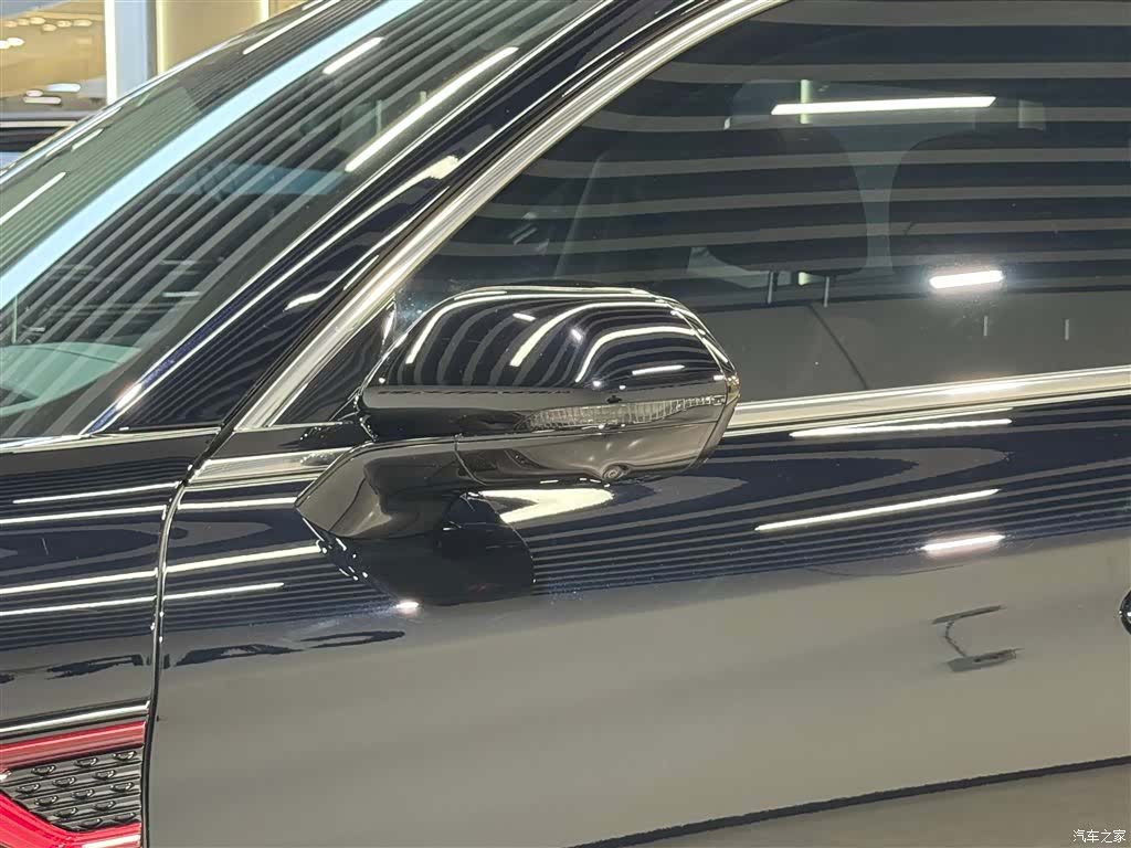 Hongqi HS5, 2024 13