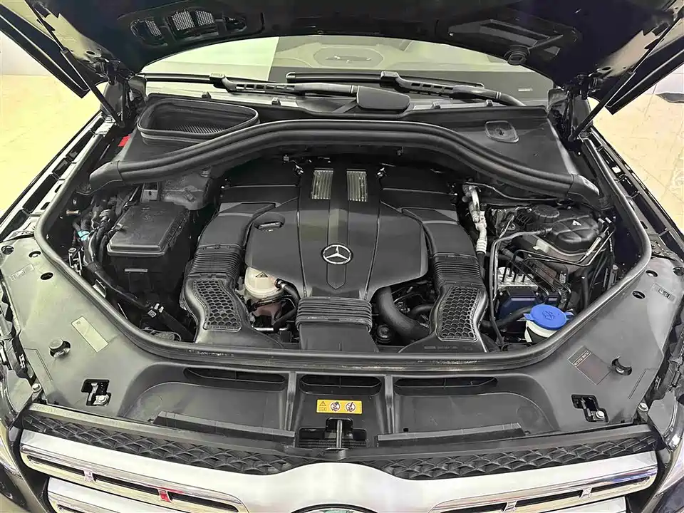 Mercedes-Benz GLS Mercedes-Benz GLS