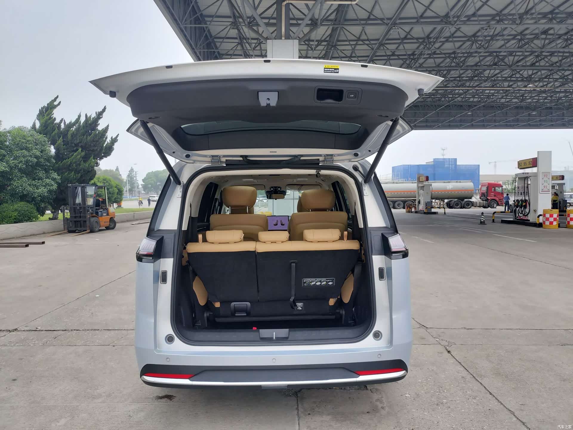 Trumpchi E8, 2024 9