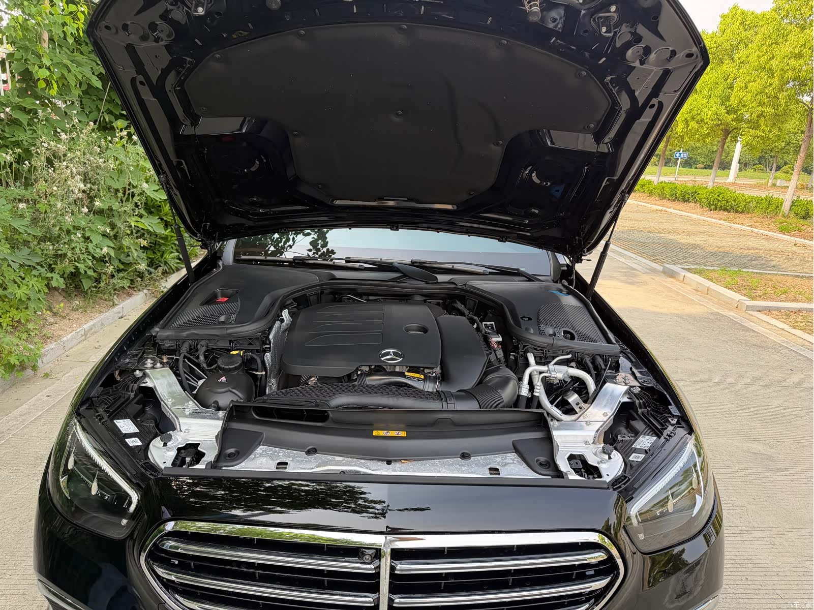 Mercedes-Benz E-Class, 2023 15