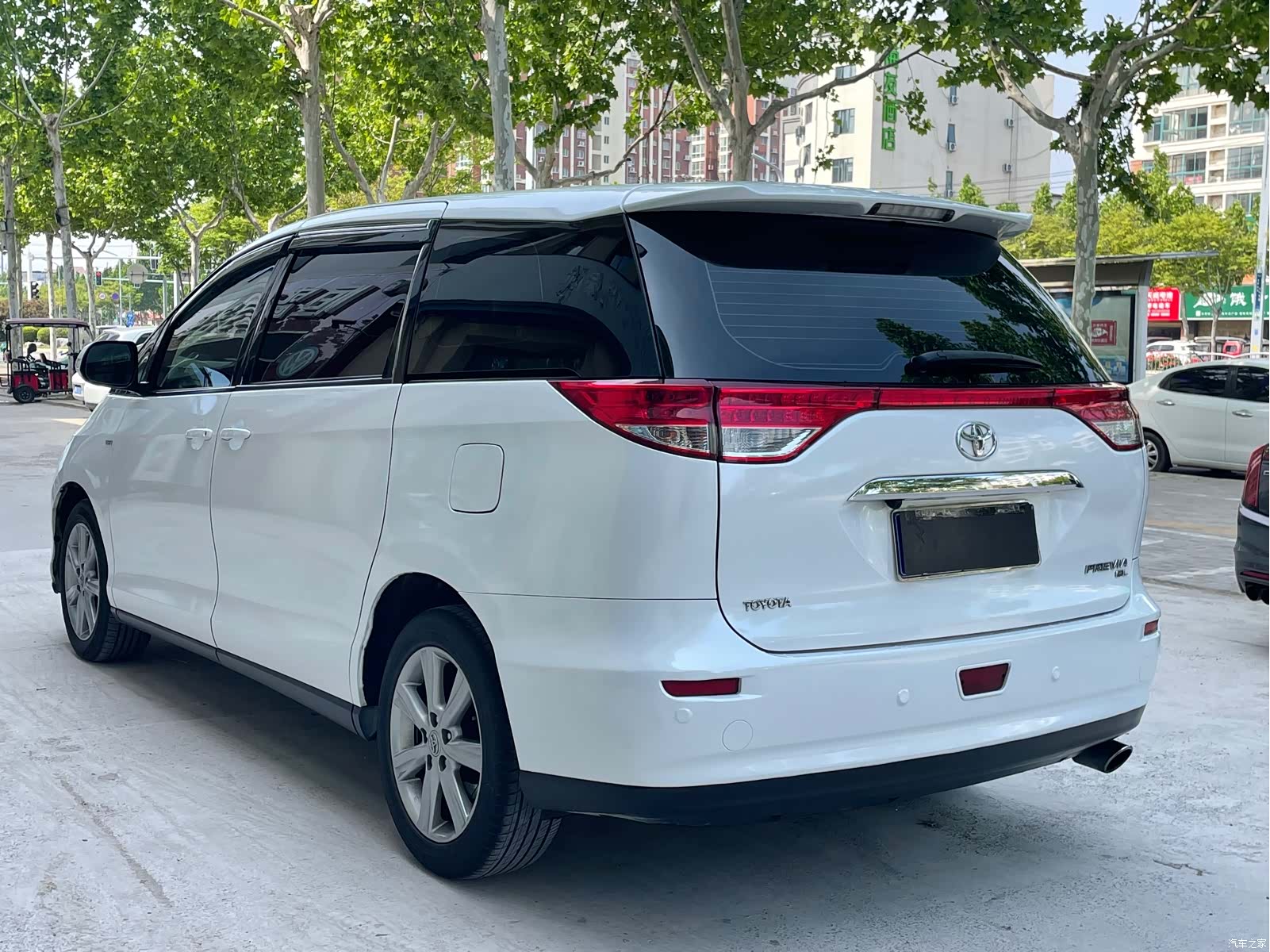 Toyota 7, 2011 все фото