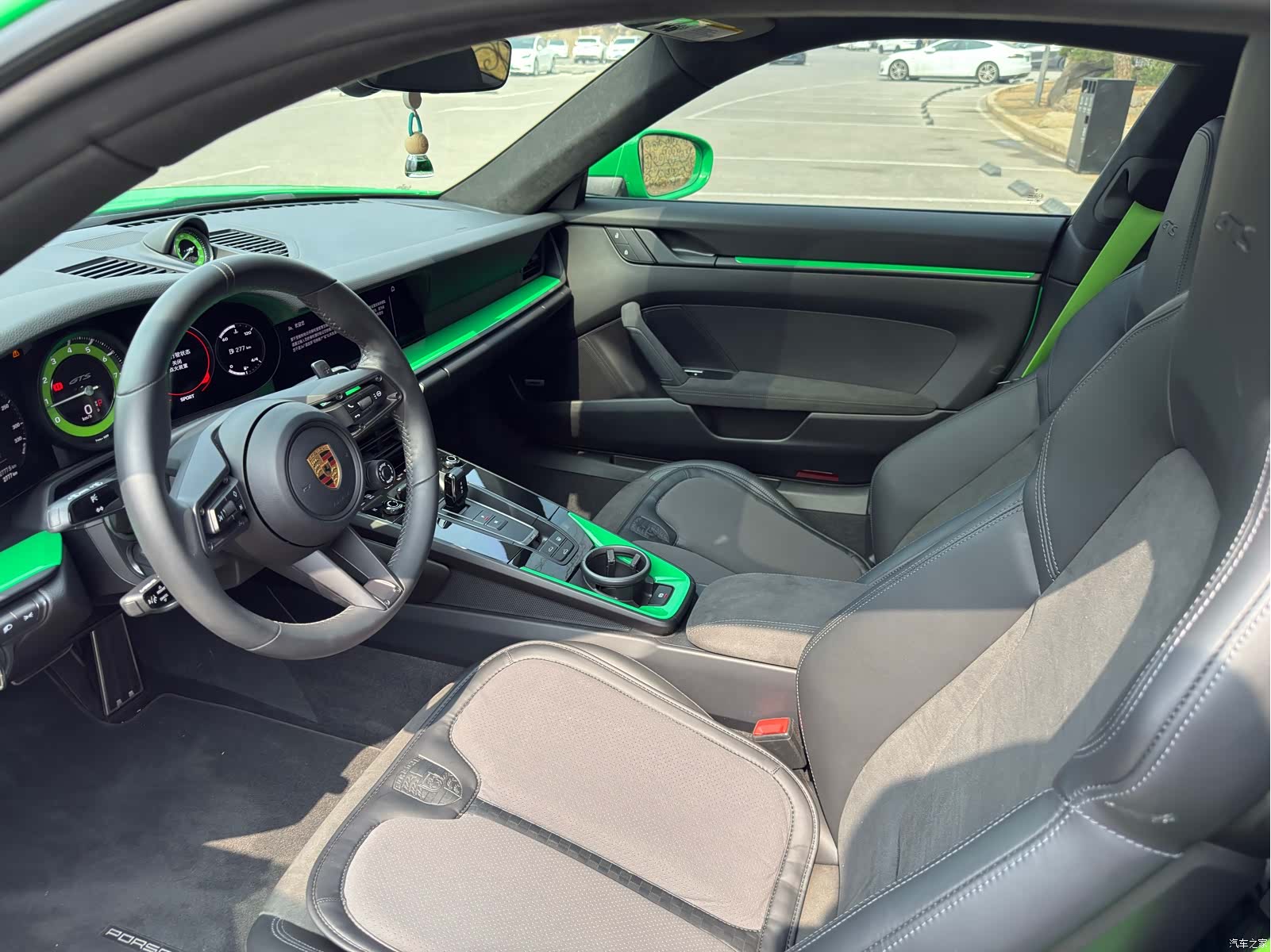 Porsche 911, 2023 6