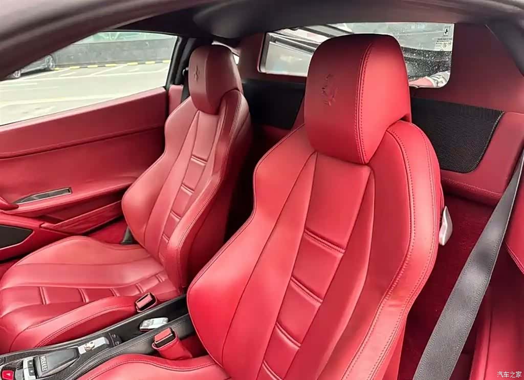 Ferrari 458, 2013 6
