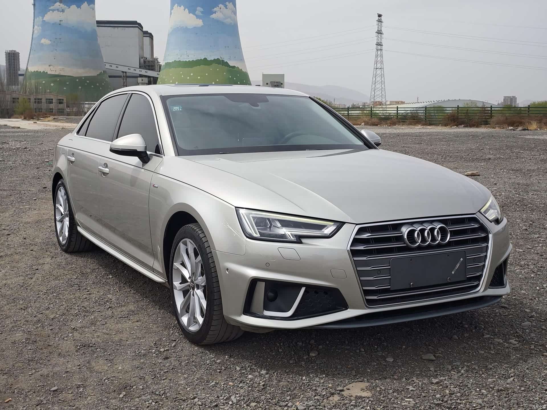 Audi A4L, 2019 3