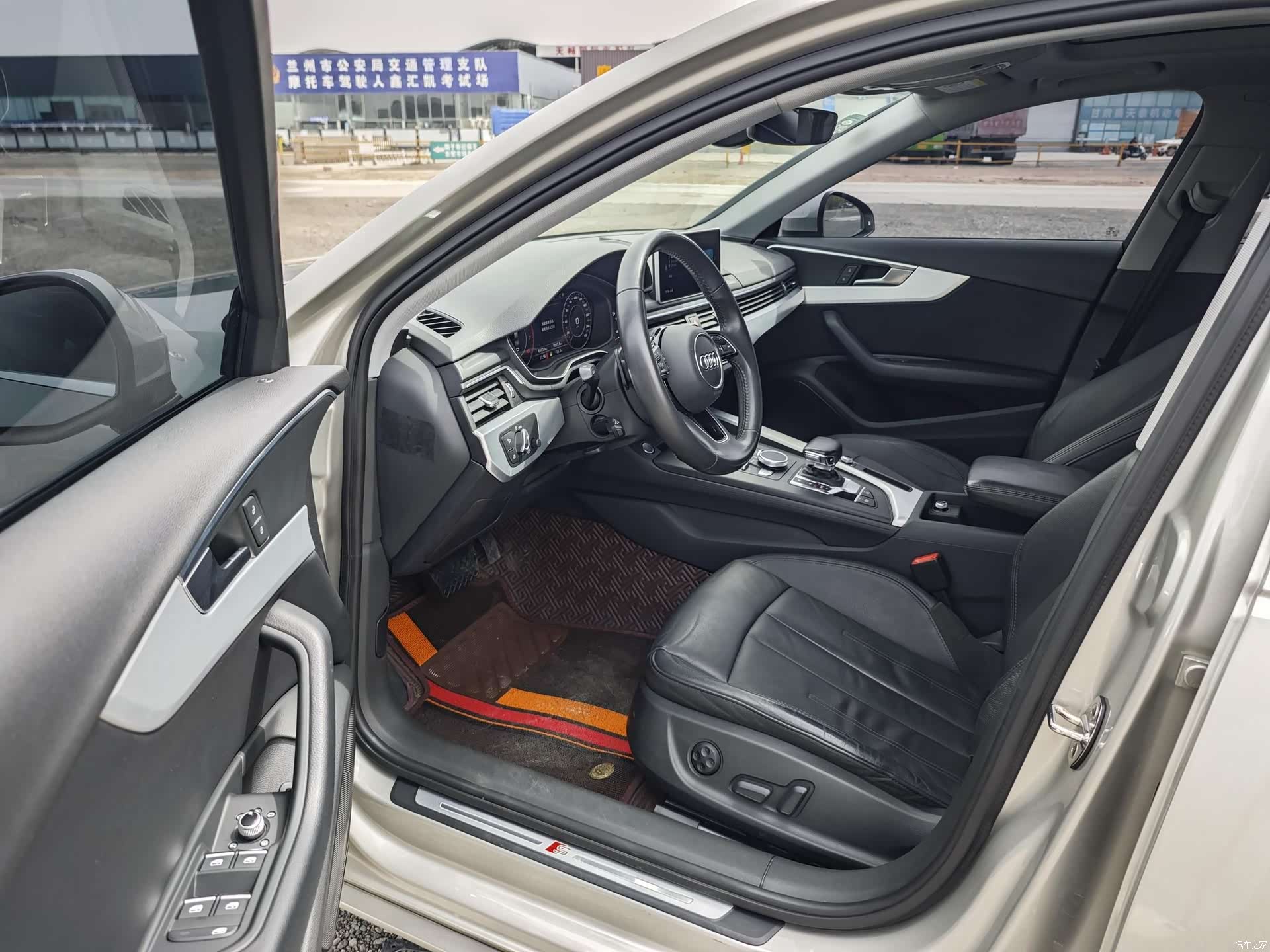 Audi A4L, 2019 7