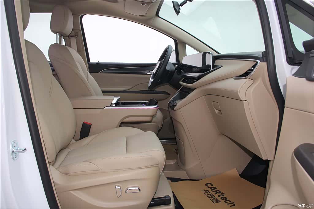 Buick GL8, 2026 21