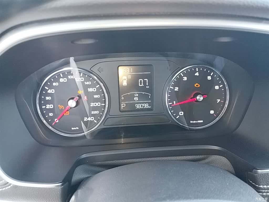 Roewe RX5, 2017 12