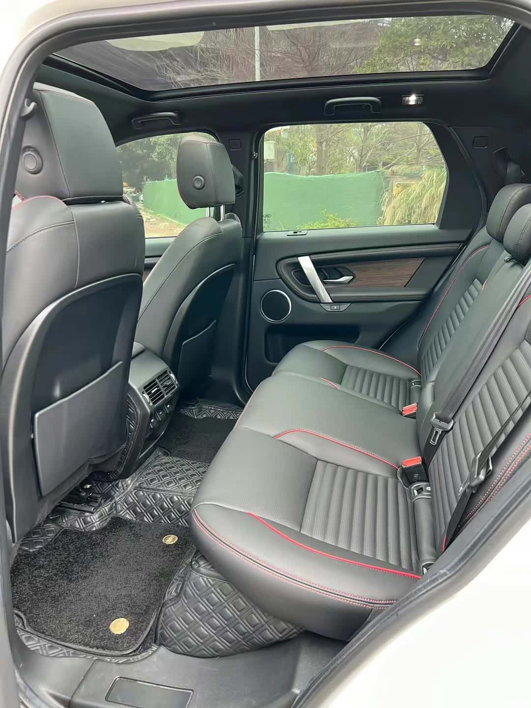 Land Rover Discovery, 2021 все фото