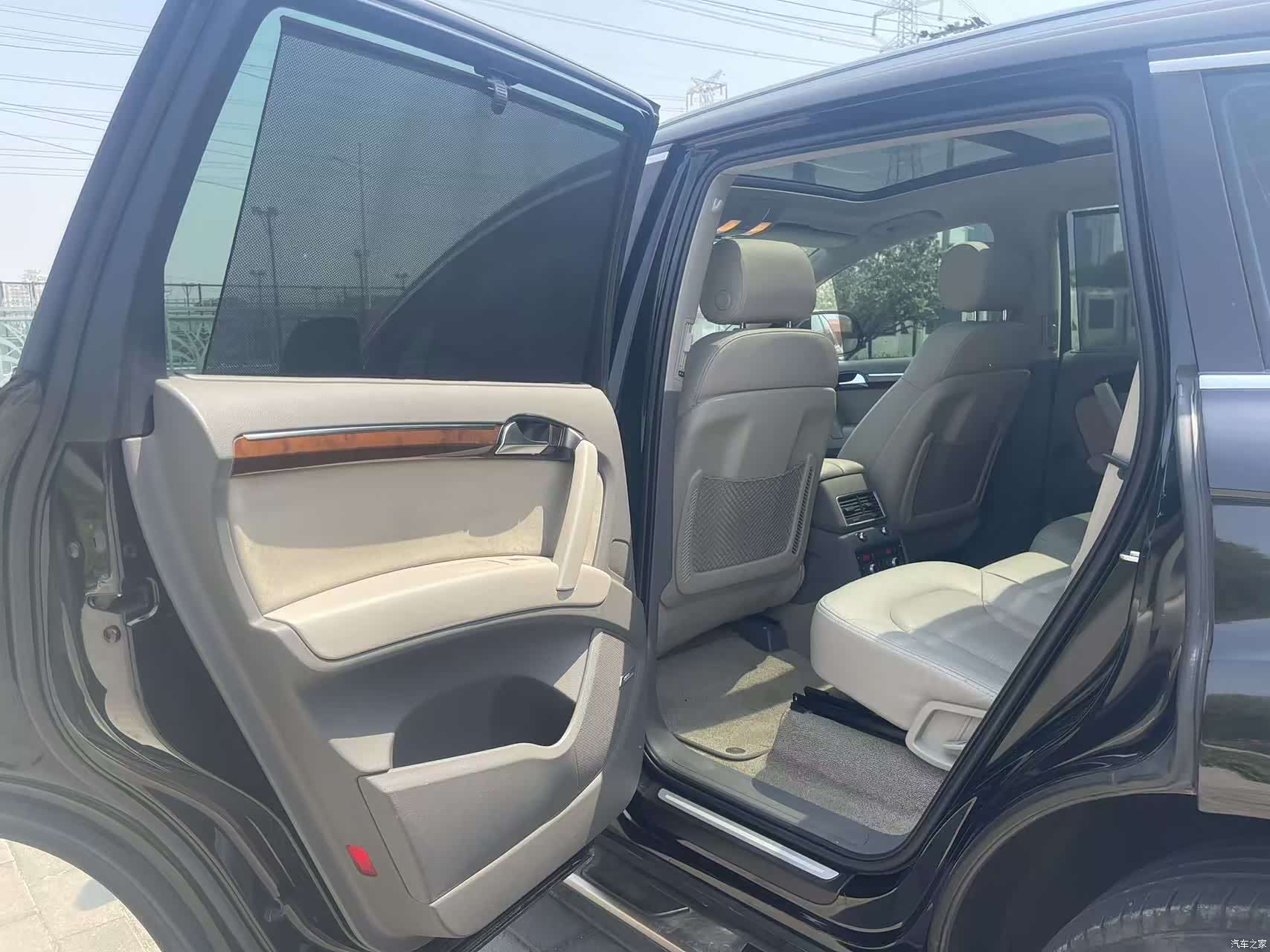 Audi Q7, 2010 14