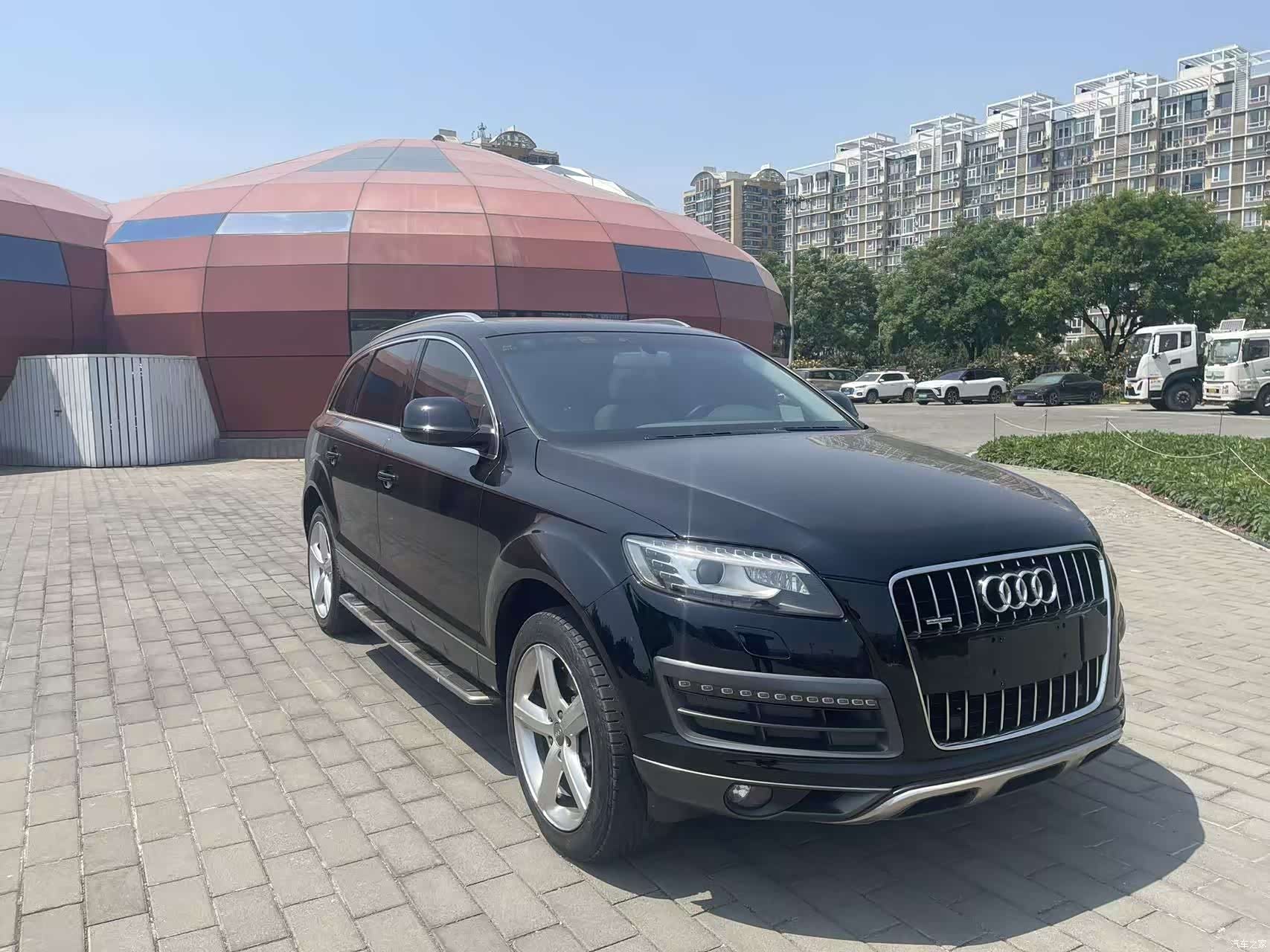 Audi Q7, 2010 3