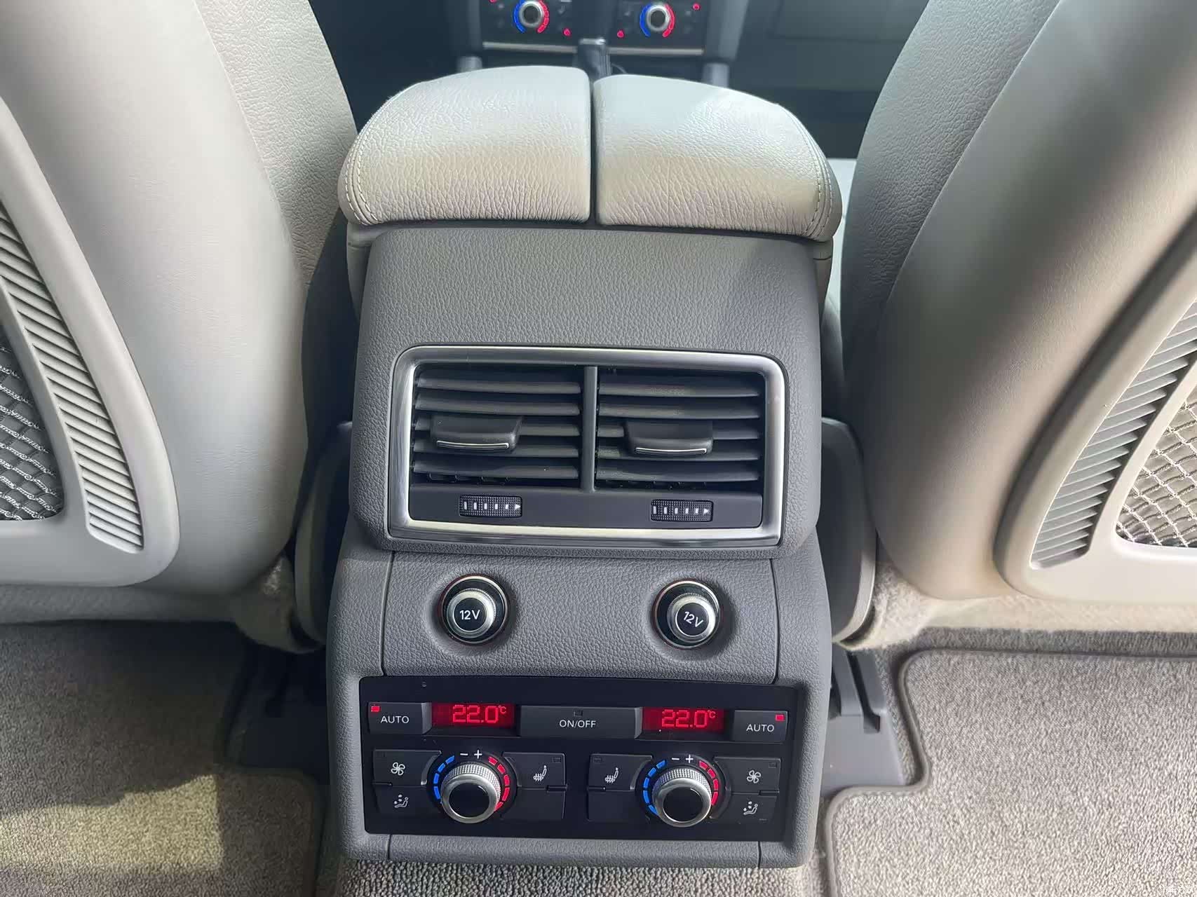 Audi Q7, 2010 23