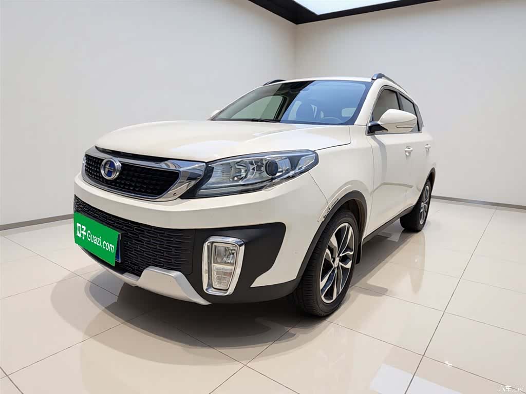 BAIC Q35, 2017 2