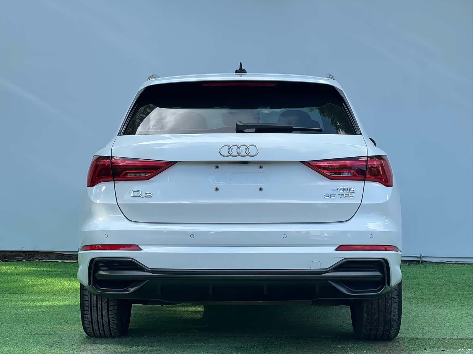 Audi Q3, 2022 все фото