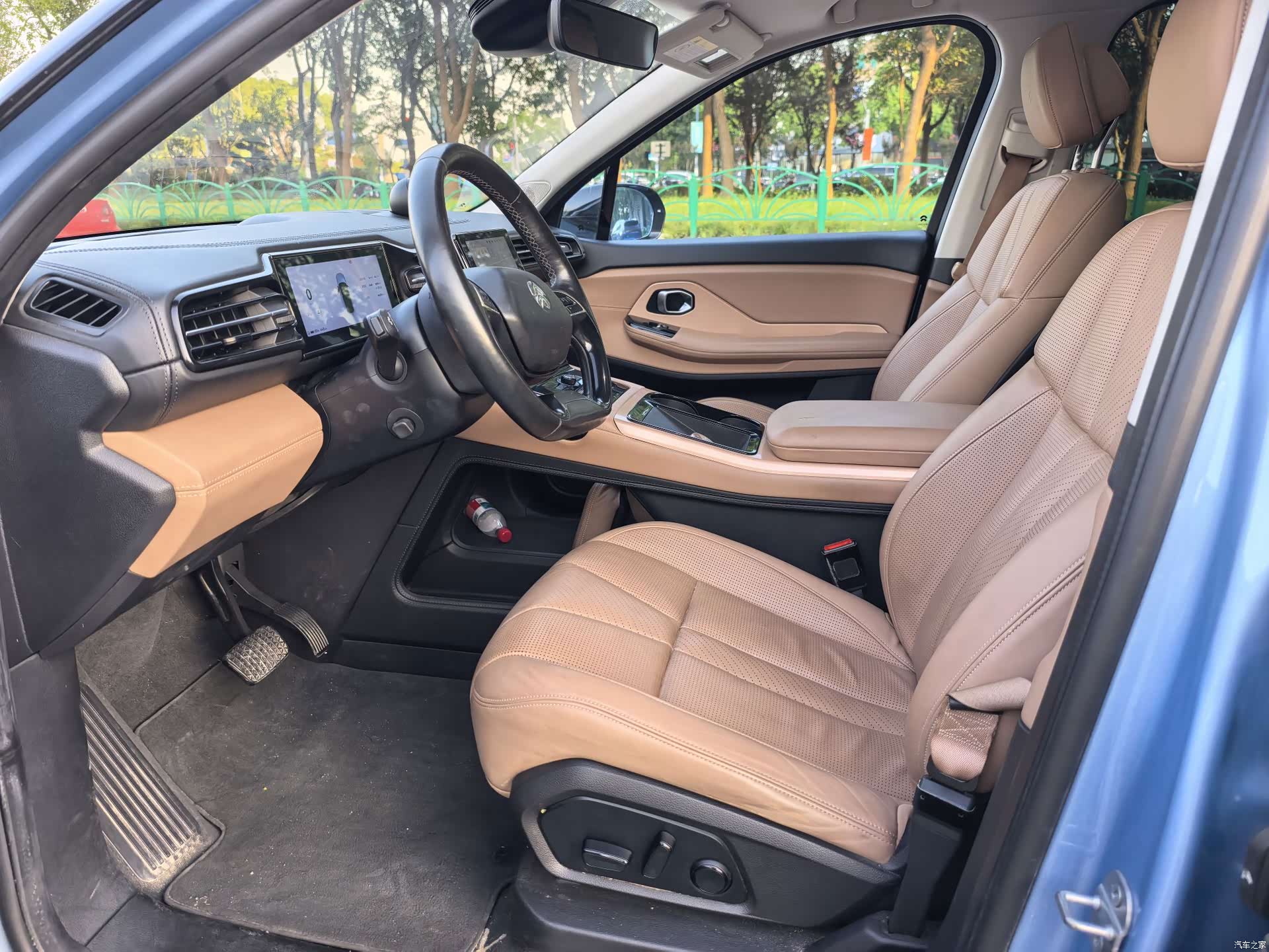 NIO ES8, 2019 11