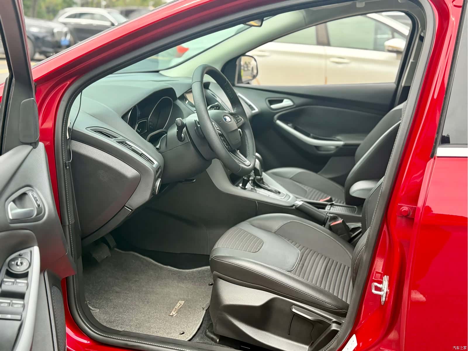 Ford Focus, 2016 8