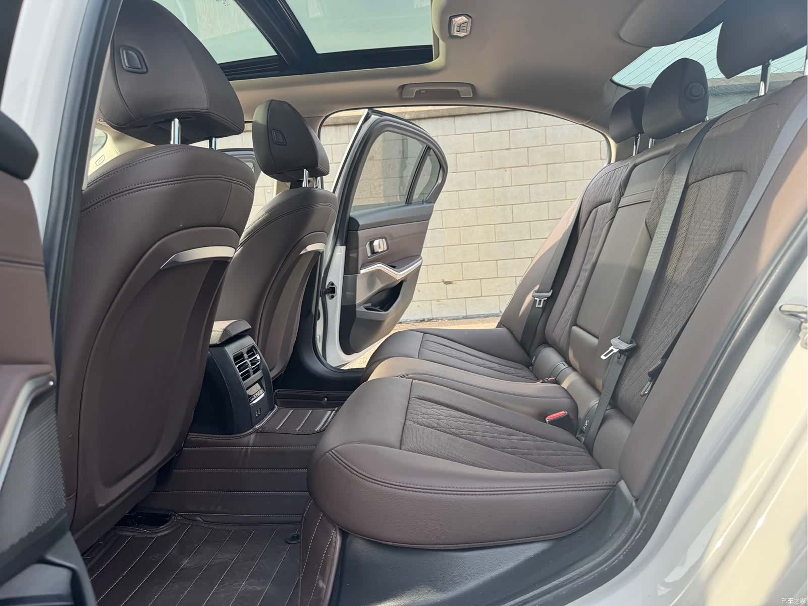 BMW i3, 2024 11