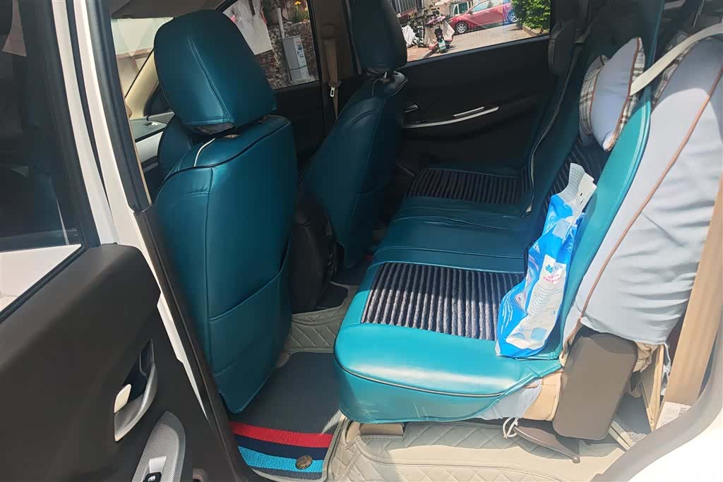 Wuling Hongguang, 2022 11