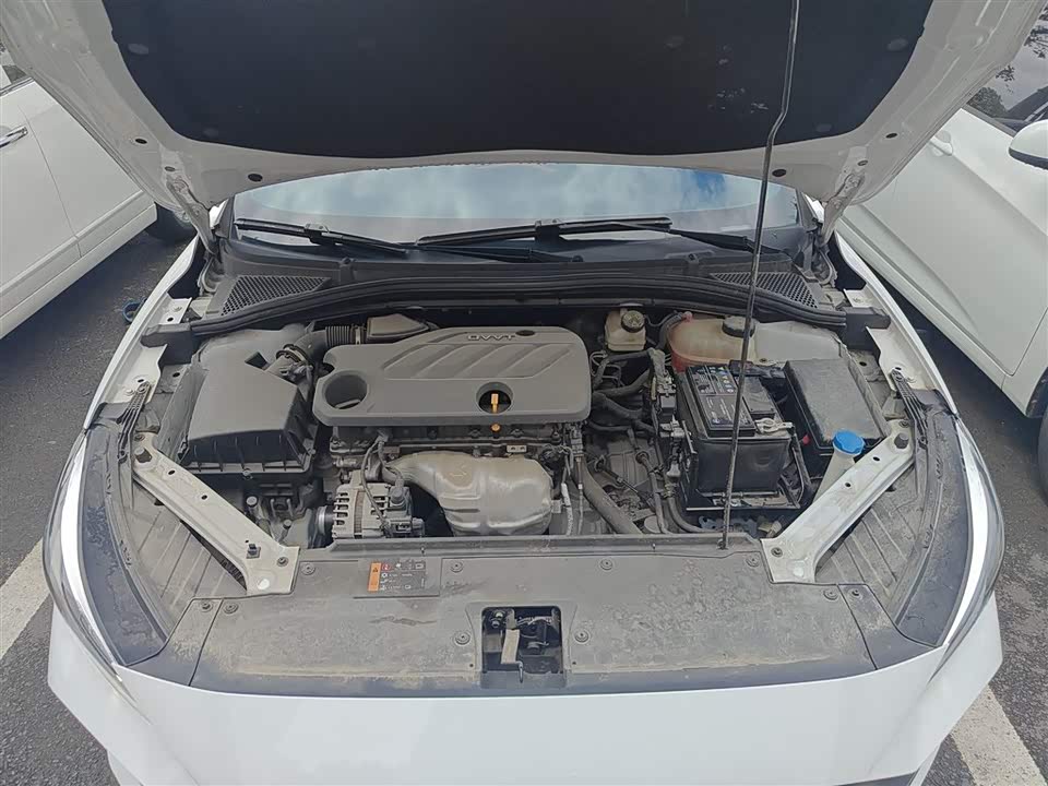 MG MG5