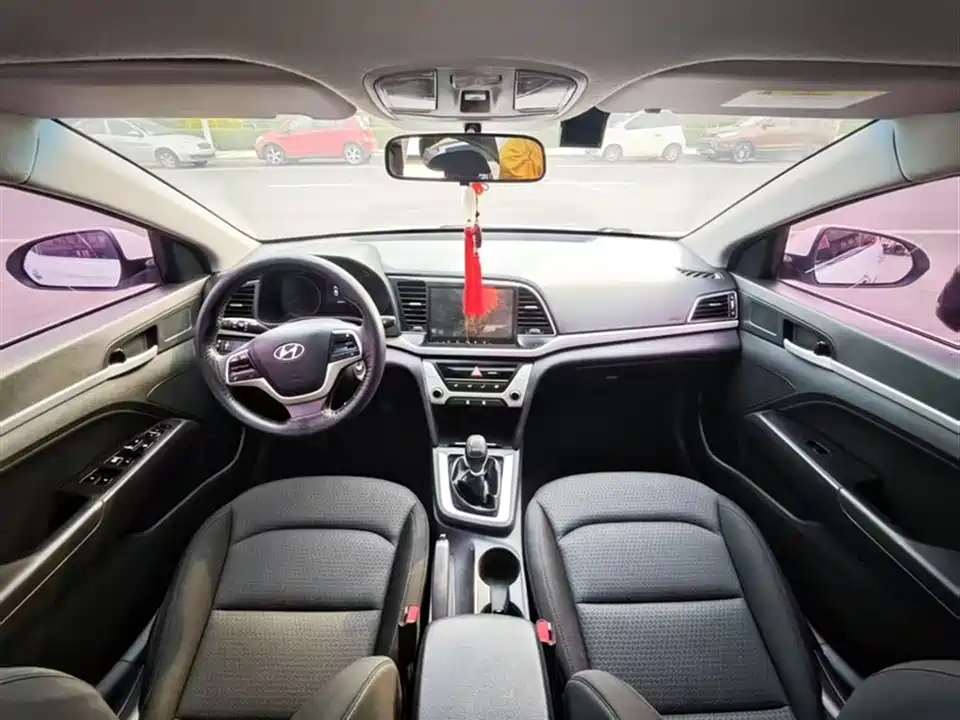 Hyundai Lead