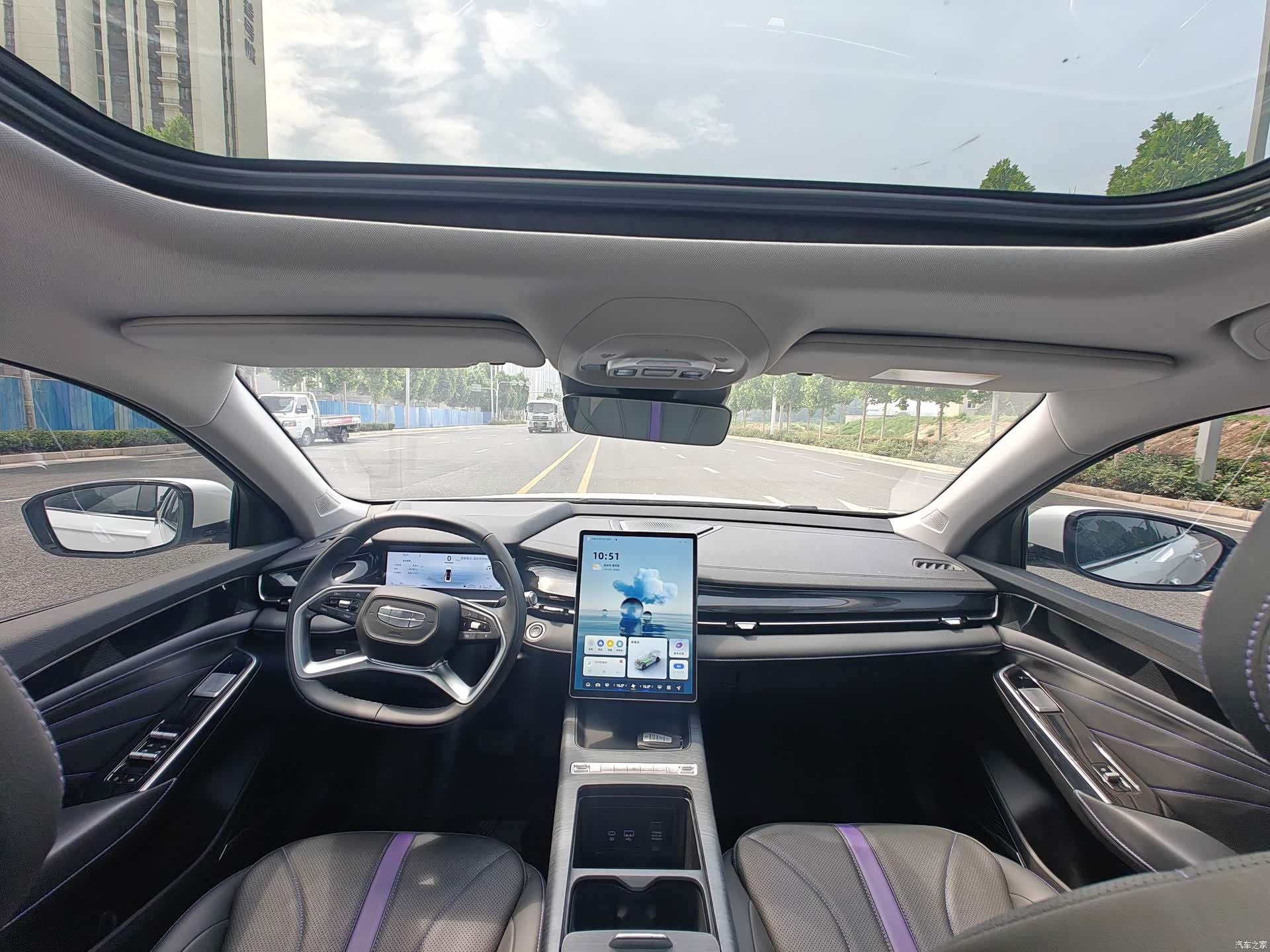Geely Preface, 2025 12