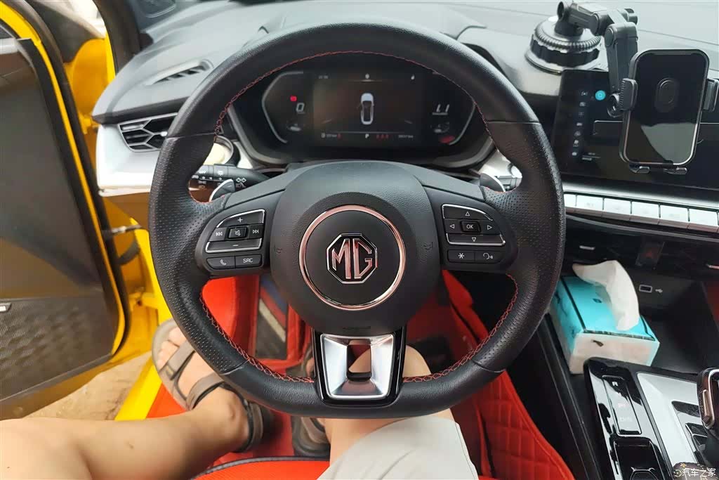 MG MG5, 2021 15