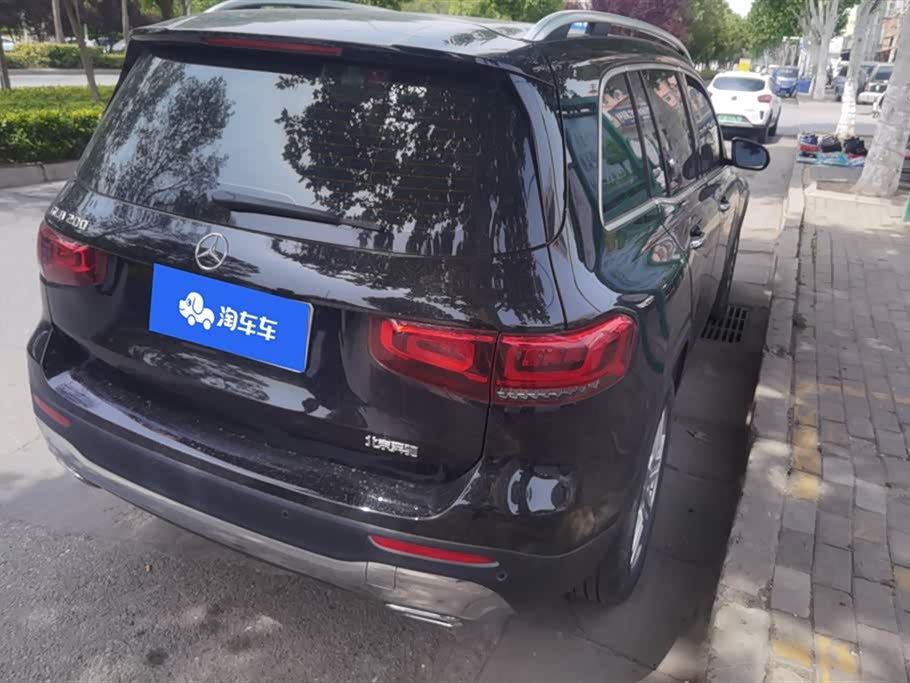 Mercedes-Benz GLB Mercedes-Benz GLB